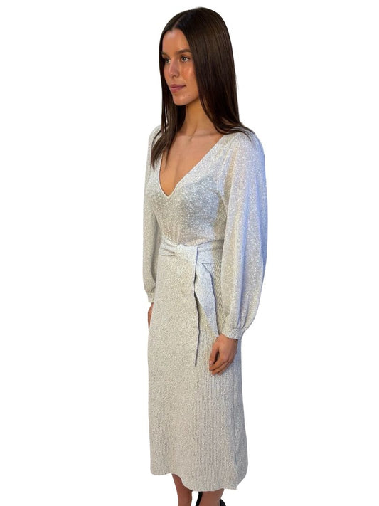 Scanlan Theodore Light Grey Metallic V Neck Dress W Waist Tie. Size: S