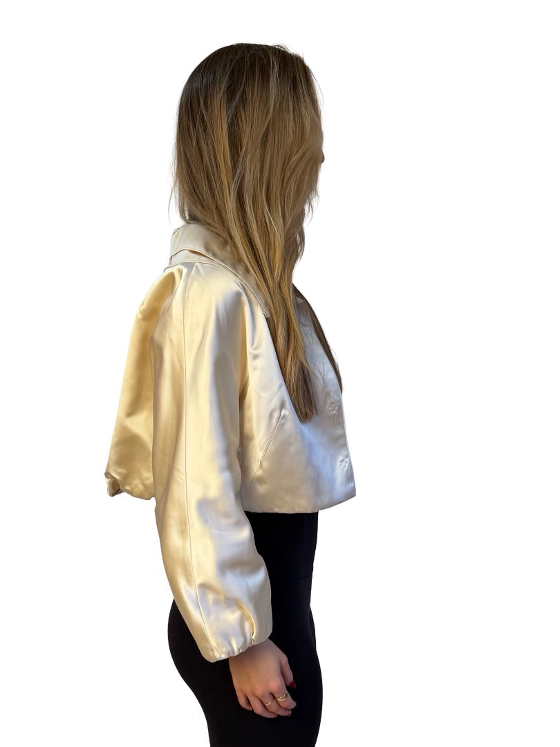 Dolce & Gabbana Cream VIntage Silk Crop Jacket. Size: 42
