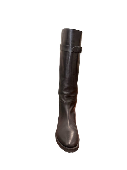 Weekend MaxMara Black Leather Riding Boots. Size: 38