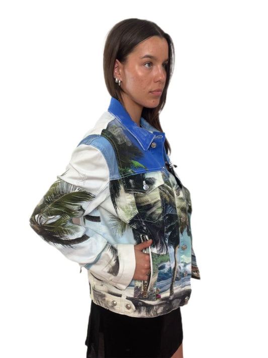 Balmain Island Print Denim Jacket. Size: 48