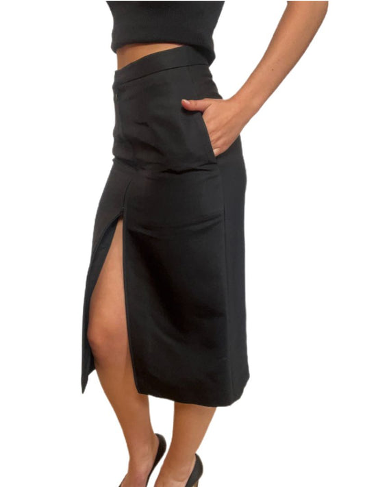 Scanlan Theodore Black Pencil Skirt W Zip Up Front. Size: 8