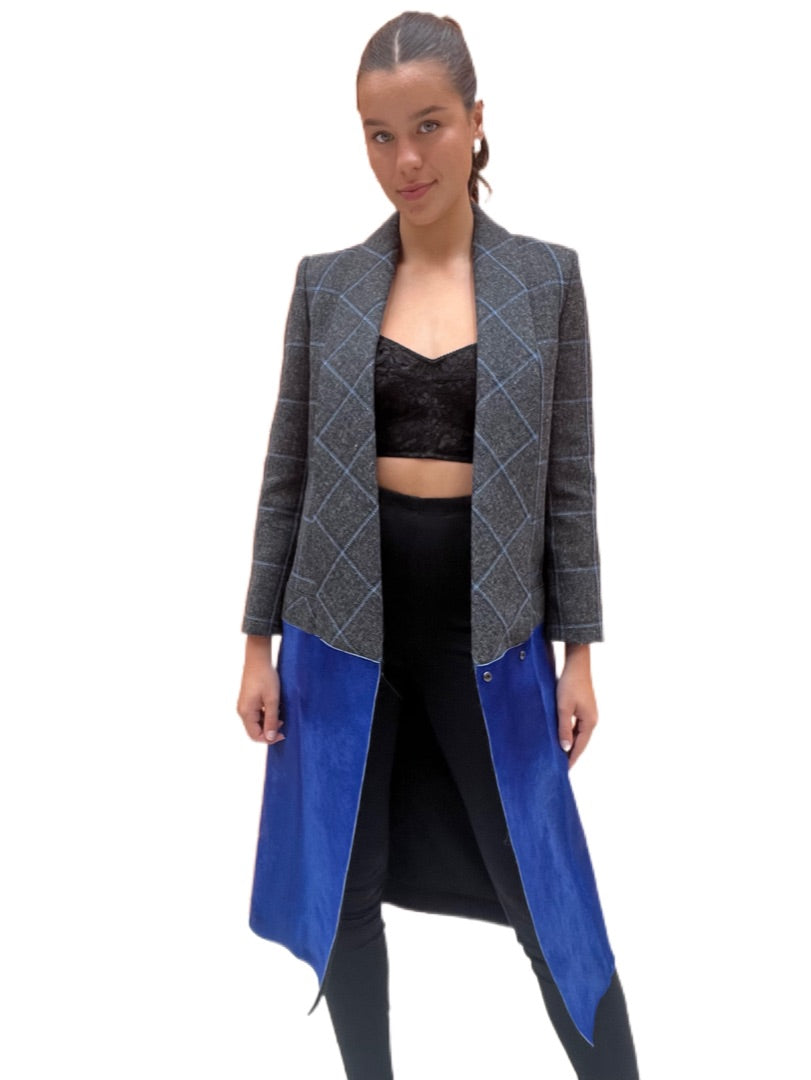 Victoria Beckham Coat. Size: 6