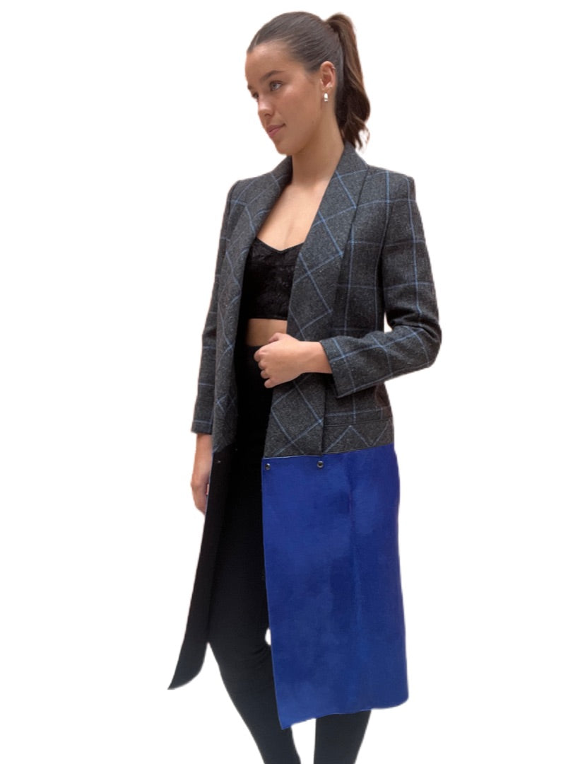 Victoria Beckham Coat. Size: 6