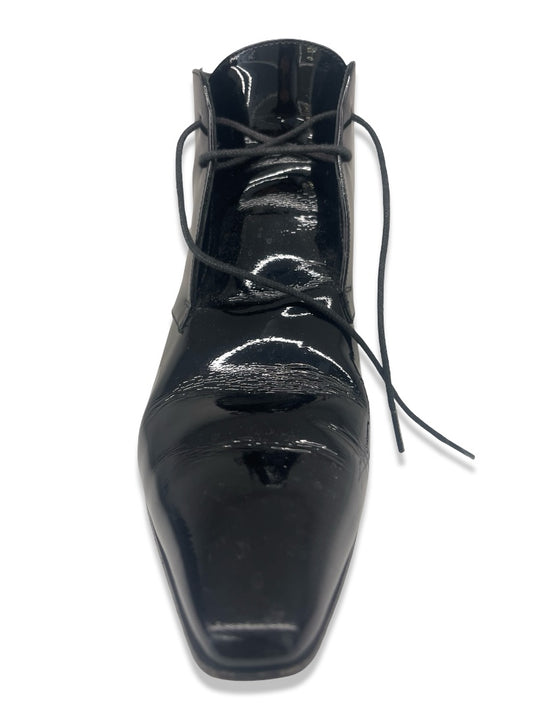 Saint Laurent Black Jonas Patent Leather Ankle Boot. Size: 39