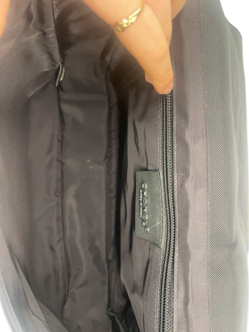 Chanel Black Vintage Messenger Shoulder Bag Felt/Canvas.