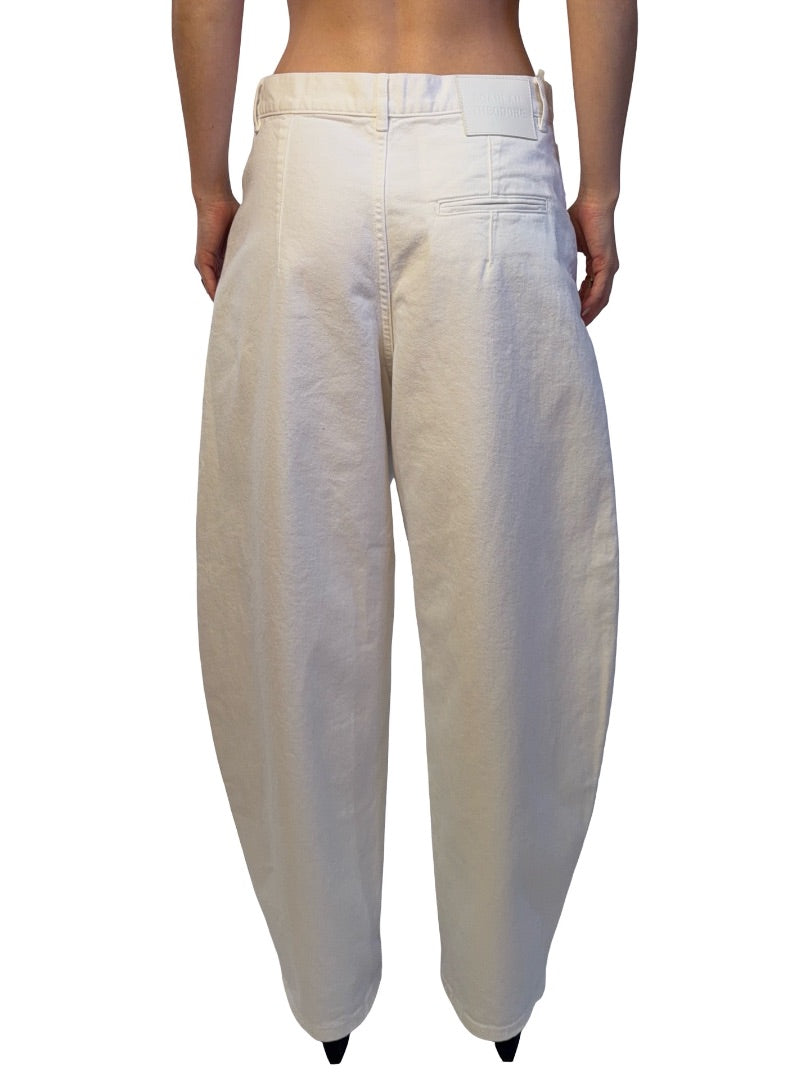 Scanlan Theodore White Barrel Leg Jean. Size: 30