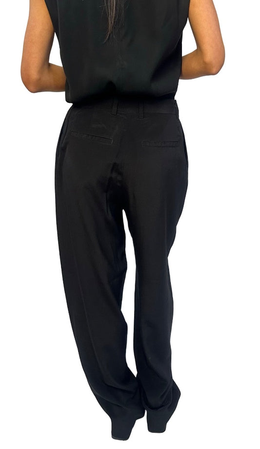 Toteme Black Relaxed Wide Leg Pant. Size: S