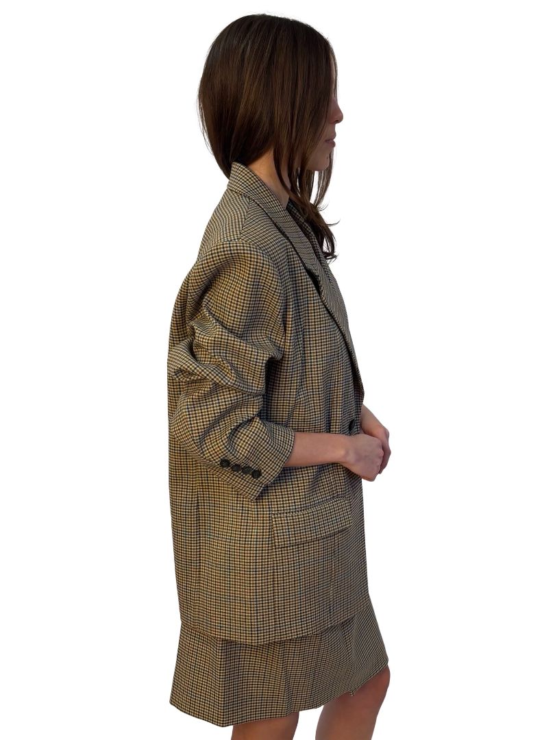 Gestuz Mustard Blazer / Mini Skirt Set. Size: 36-40