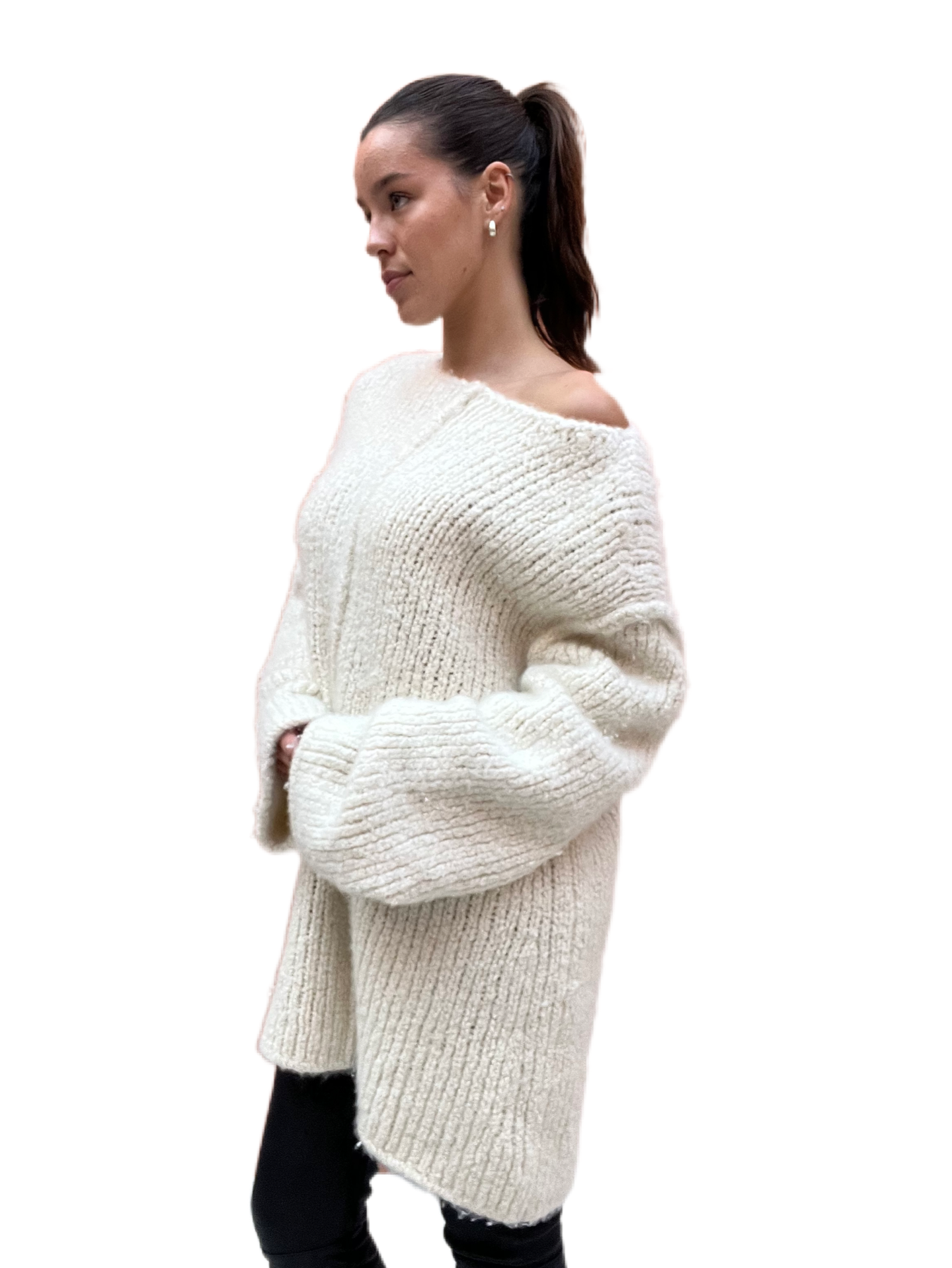 Khaite Cashmere Cream Knit Sweater. Size: M/L