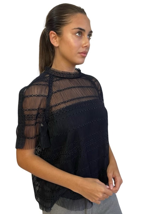 Scanlan Theodore Navy Embroidered Eyelet Micro Pleat Top. Size: 10