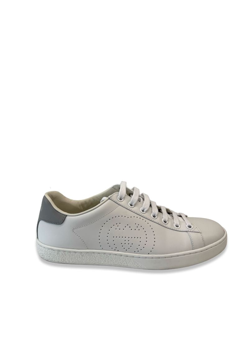 Gucci White Ace Interlocking GG Sneakers. Size: 37.5