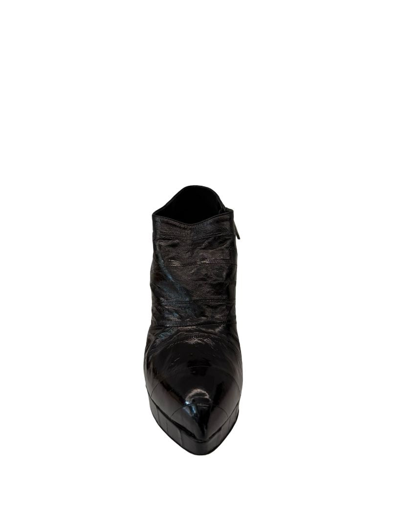 Yves Saint Laurent Black Divine 85 Ankle Boot. Size: 37