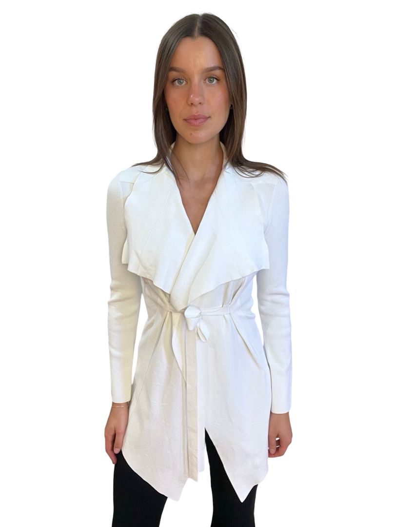 Scanlan Theodore White Crepe Knit Wrap Cardigan. Size: L