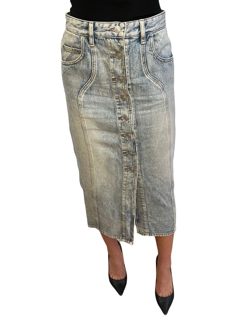 Isabel Etoile Marant Light Wash Denim Button Skirt. Size: 38