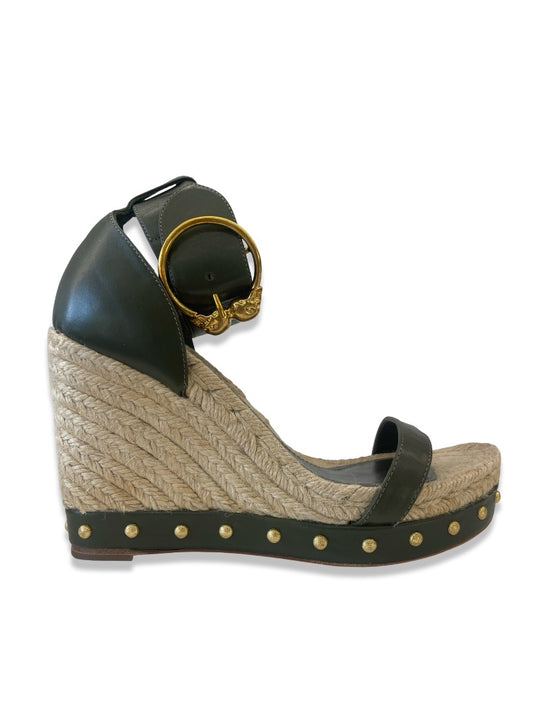 Alexander McQueen Olive Green Leather Sandal Heels. Size: 38