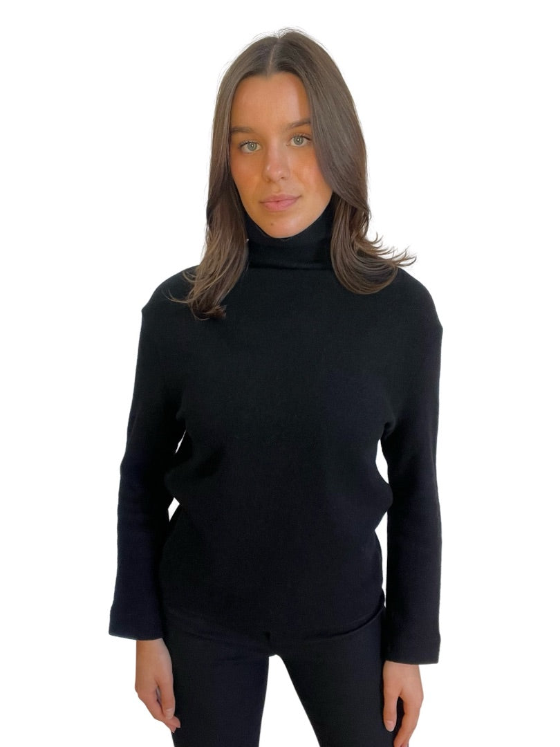 Scanlan Theodore Black Wool Oversized Turtleneck Top. Size: S-M