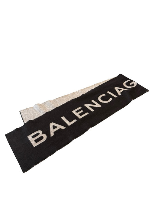 Balenciaga Black / Grey Two Tone Scarf w/ Logo. Size: 30cmx205cm