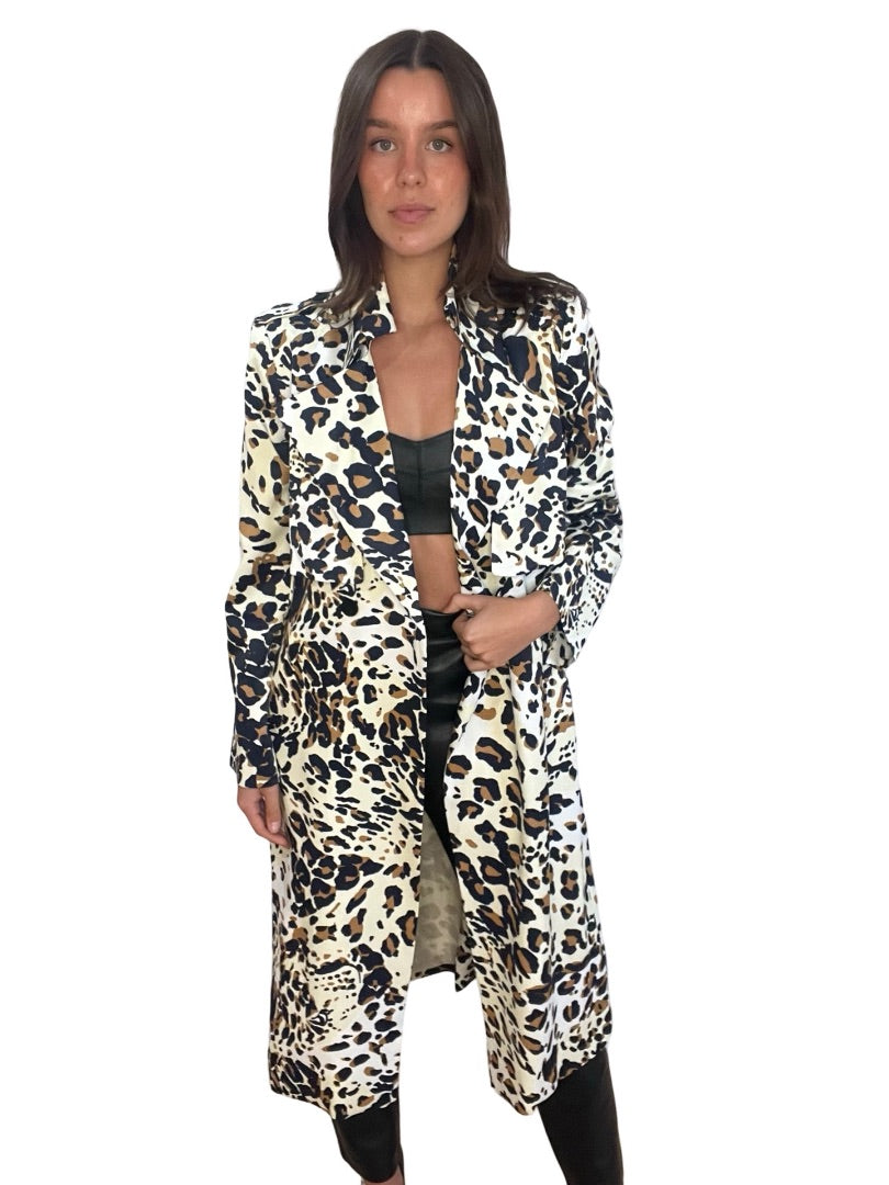 Carla Zampatti Off White 'La Dolce Vita' Leopard Trench. Size: 12