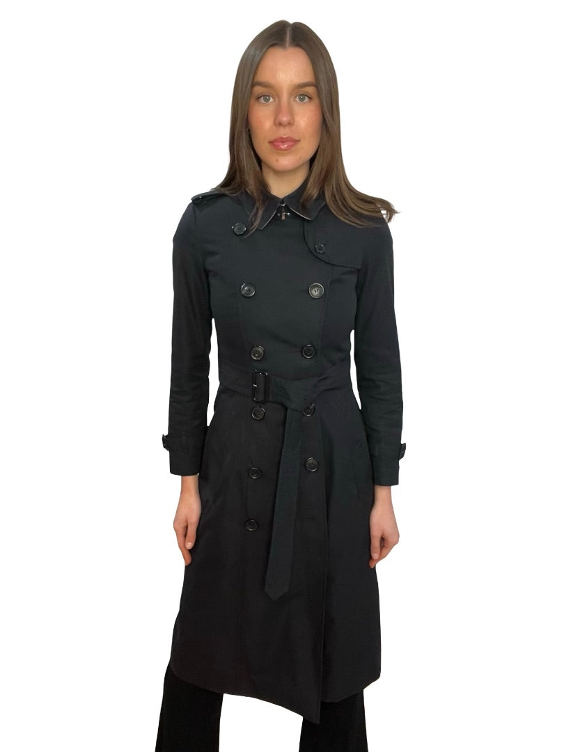 Burberry Midnight The Chelsea Long. Size: 2