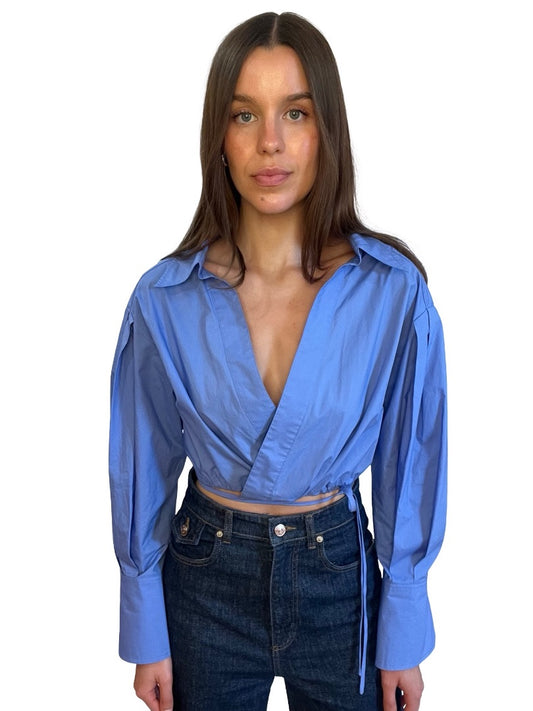 Scanlan Theodore Cornflower Blue Cropped Shirt w/ Elastic Hem. Size: 6