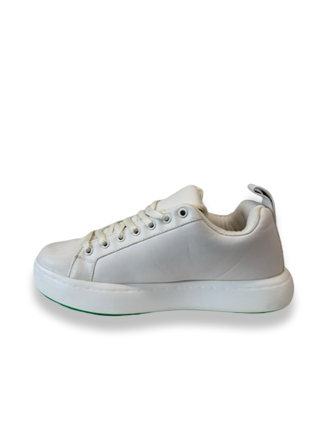 Bottega Veneta White Leather Pillow Sneakers. Size: 39