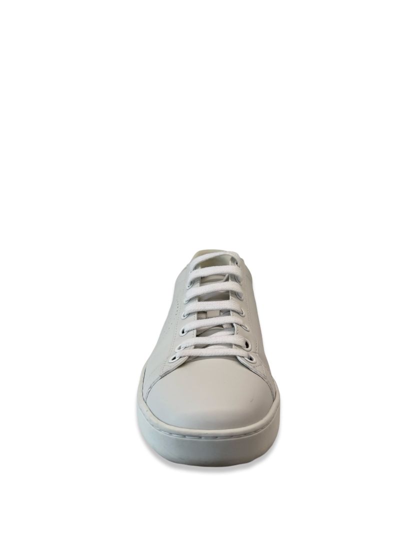 Gucci White Ace Interlocking GG Sneakers. Size: 37.5