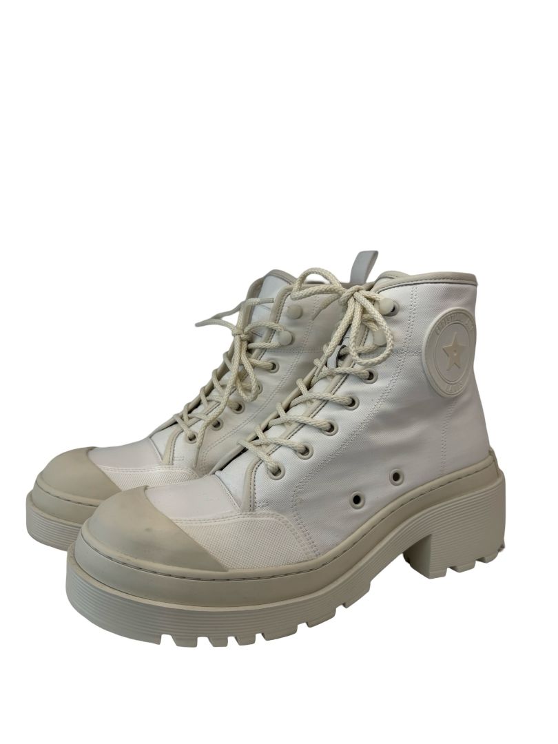 Christian Dior White Cloth Combat Ankle Boots. Size: 39