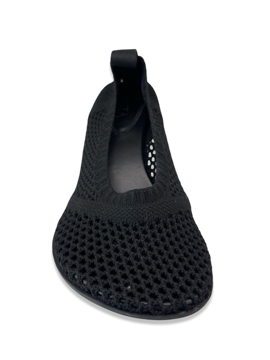 Bottega Veneta Black Atomic Mesh Pumps. Size: 39