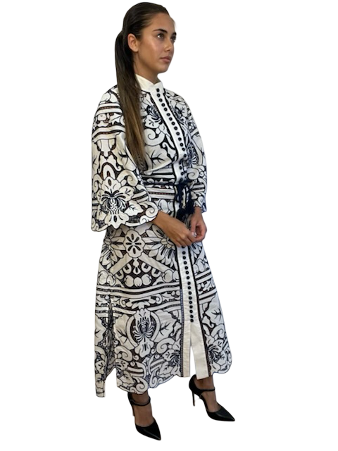 Zimmermann White & Navy Embroidered Button Up Dress. Size: 2