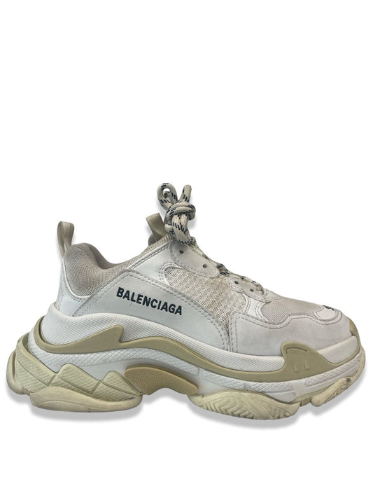 Balenciaga White Triple S Sneaker. Size: 37