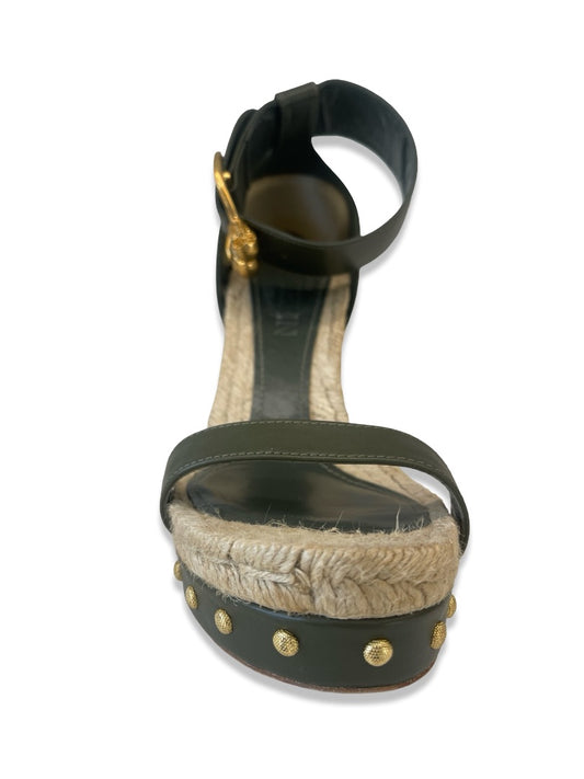 Alexander McQueen Olive Green Leather Sandal Heels. Size: 38