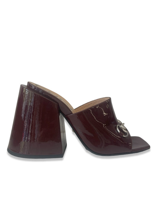 Gucci Burgundy Patent Block Heel w Horsebit. Size: 38.5