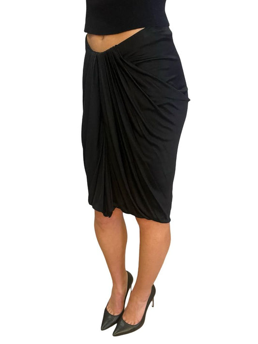 Versace Black Knee-Length Skirt. Size: 42
