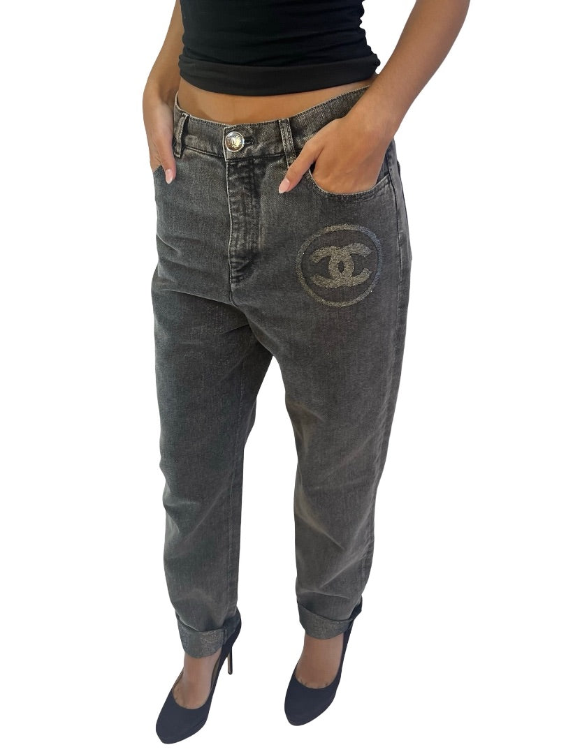 Chanel Grey Metallic Thread Jeans w/ Logo. Size: 40