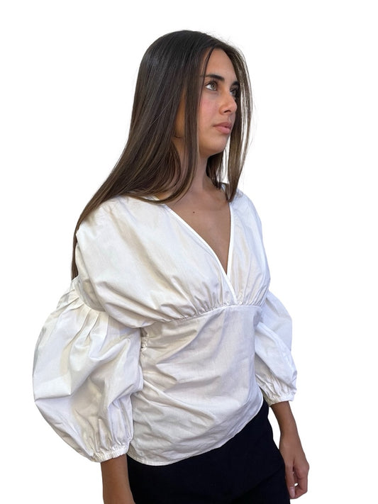 Scanlan Theodore White Heart Neckline Puff Long Sleeve Top. Size: 10