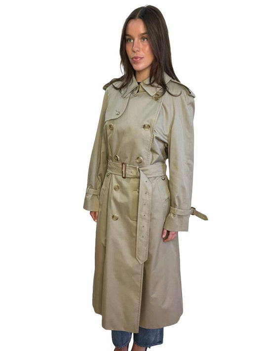 Burberry 1980s Made in England Trench. Size: 44R