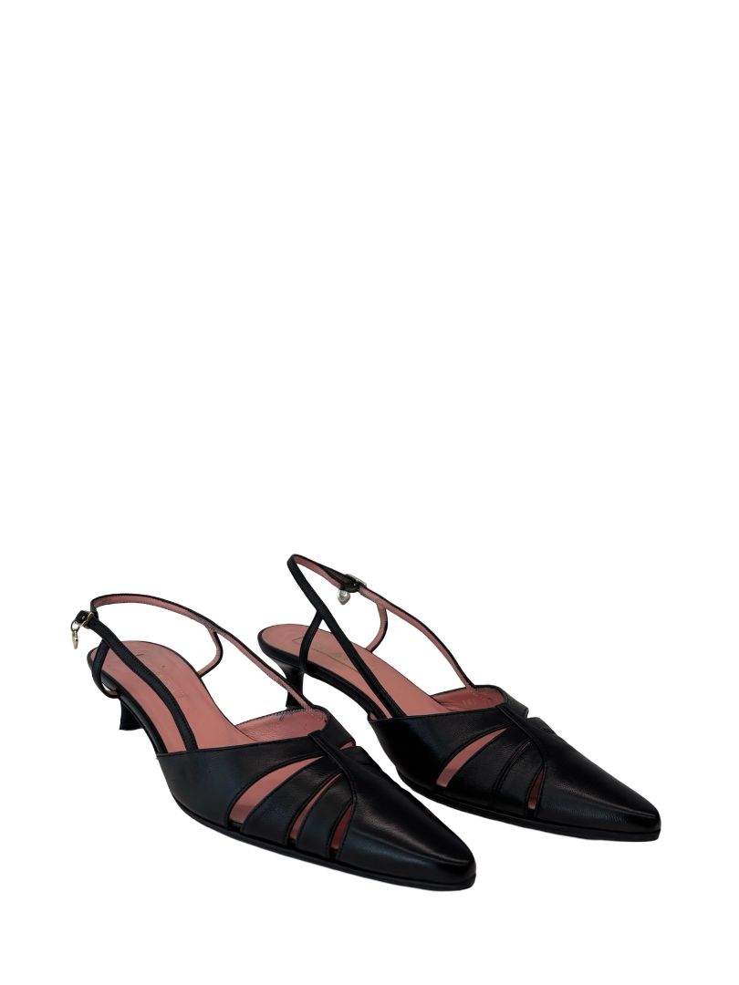 Escada Black Leather Slingback Heel. Size: 38.5