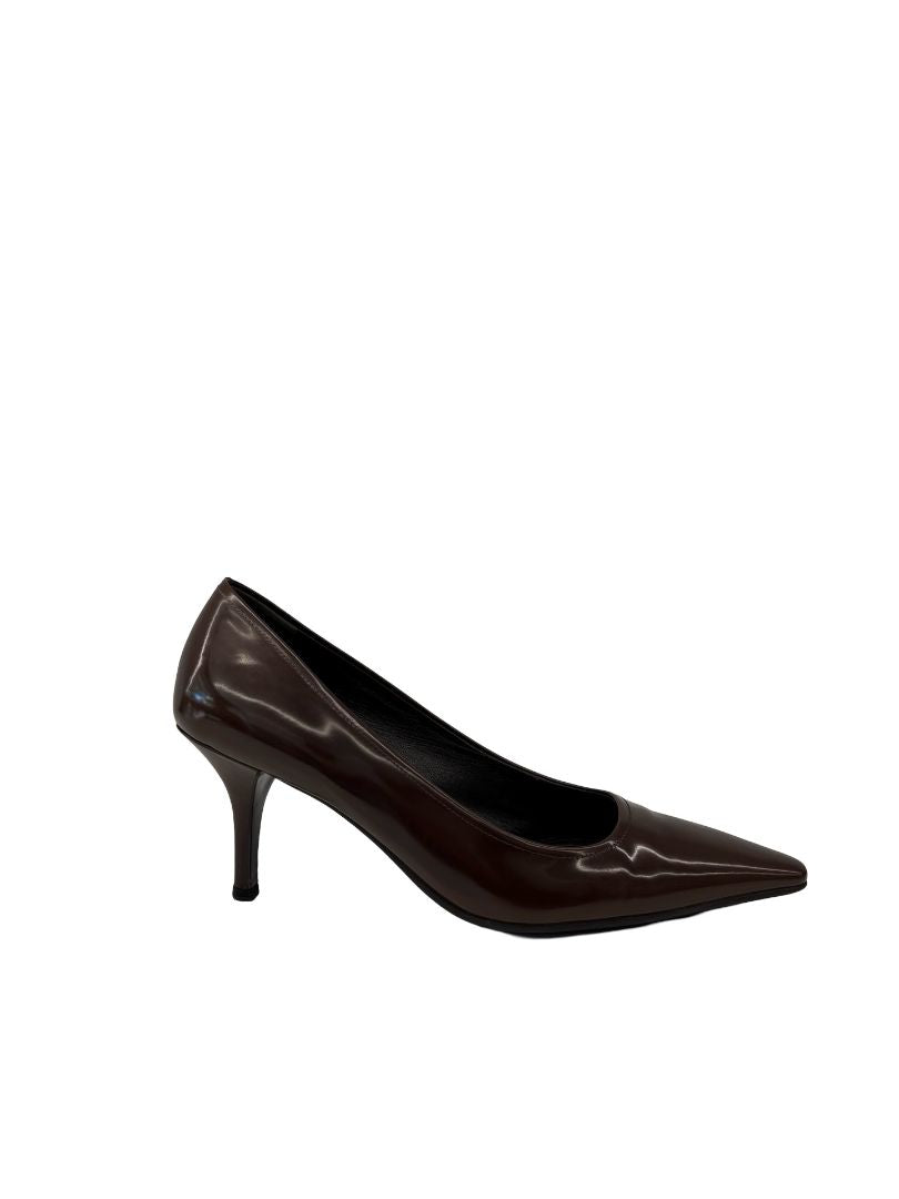 Prada Brown Pointed Toe Patent Heel. Size: 39.5