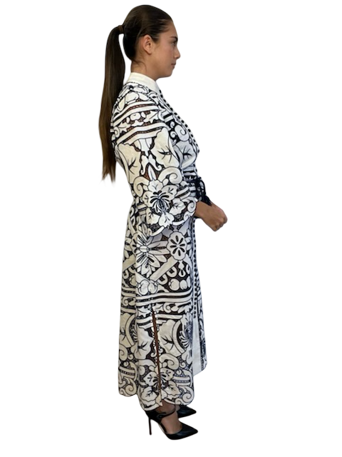 Zimmermann White & Navy Embroidered Button Up Dress. Size: 2