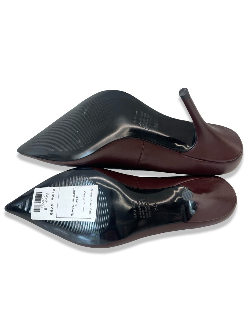 Alias Mae Brown Leather Heels. Size: 38