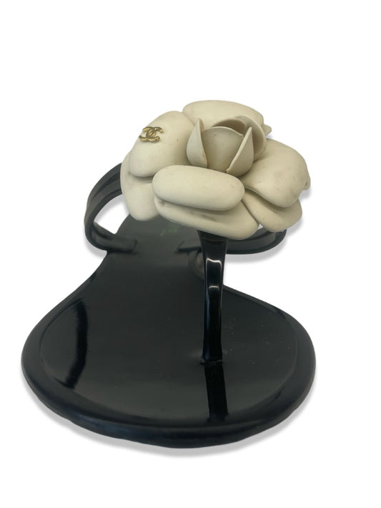 Chanel Black Camellia Sandal. Size: 39