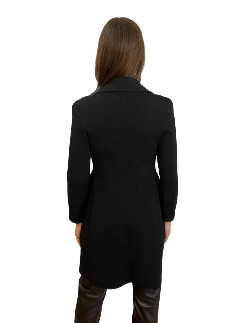 Scanlan Theodore Black Crepe Knit Coat. Size: M