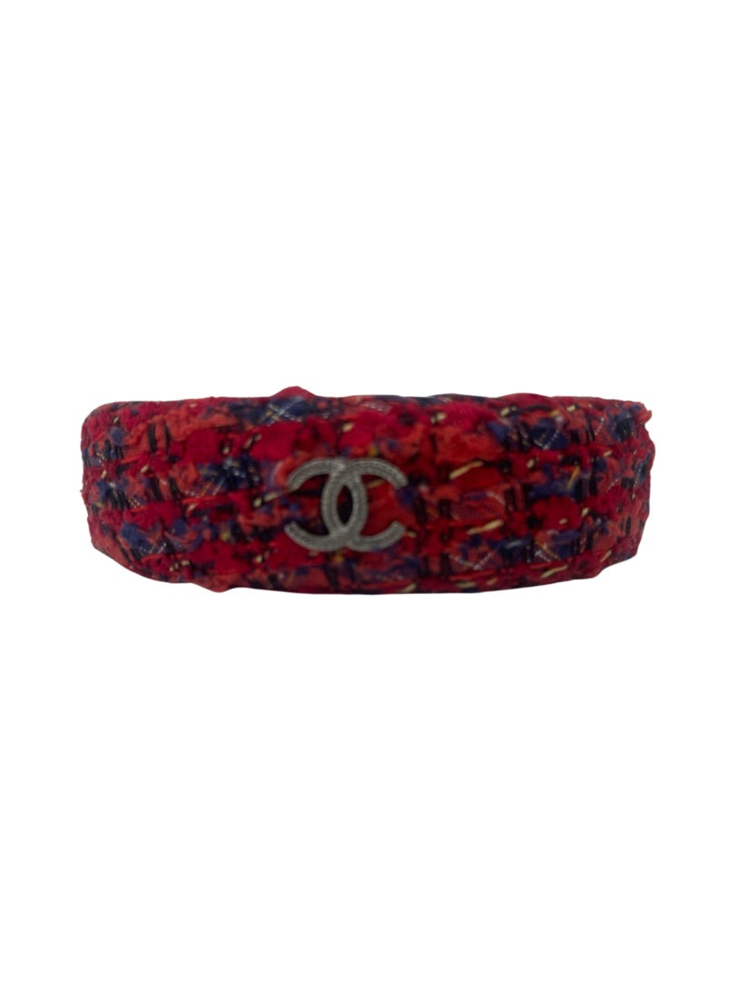 Chanel Red & Blue CC Tweed Bangle. Size:
