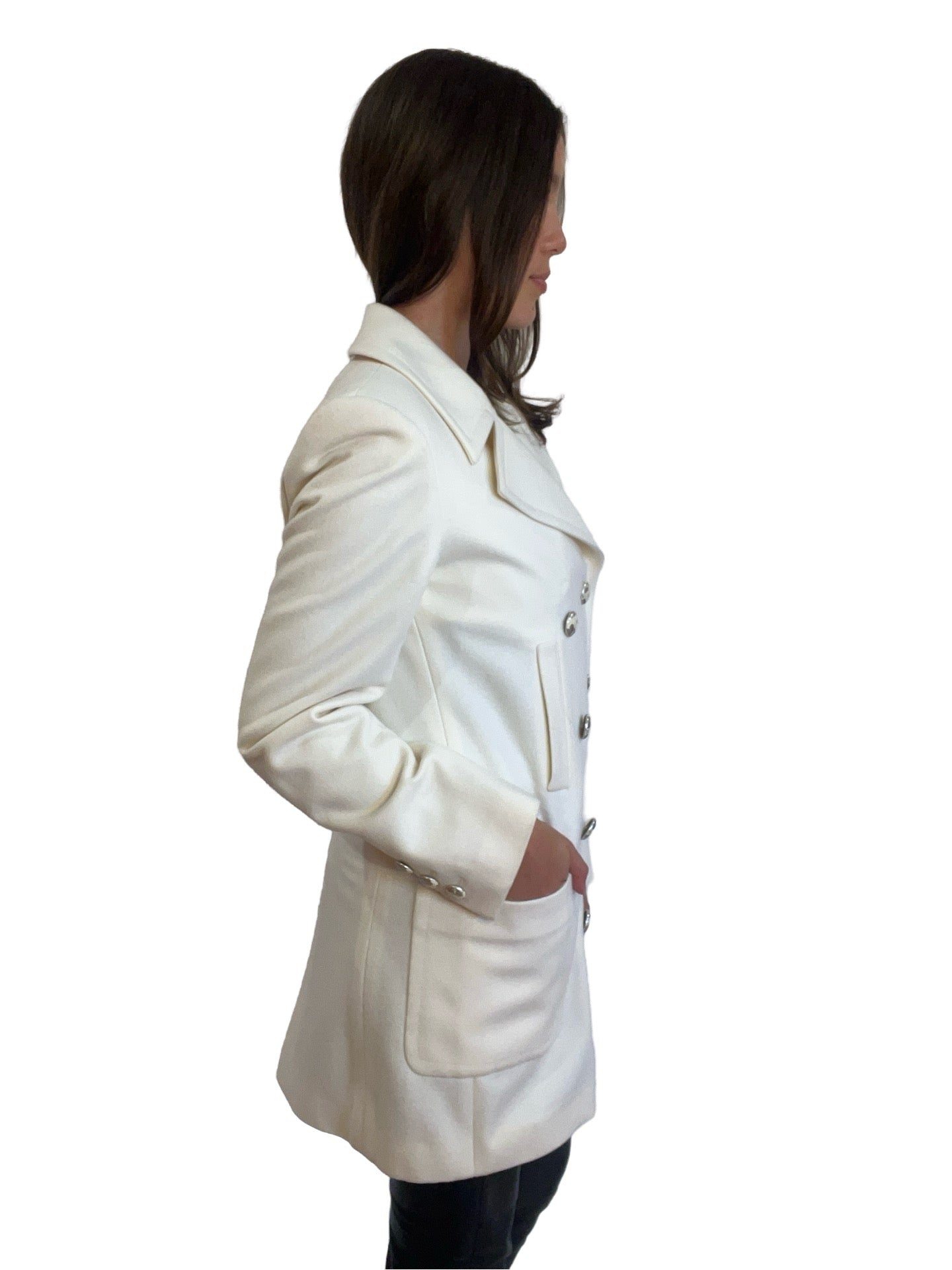 Chanel Cream Wool CC Button Double Breasted Coat. Size: 36