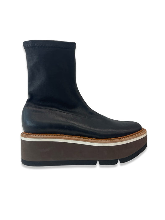 Clergerie Black Flatform Leather Ankle Boots. Size: 7