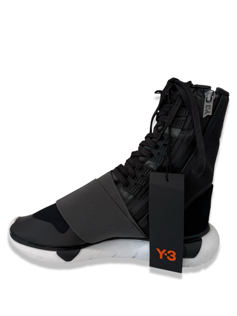 Y-3 Black 'Qasa Boot' Sneakers. Size: 6.5 M
