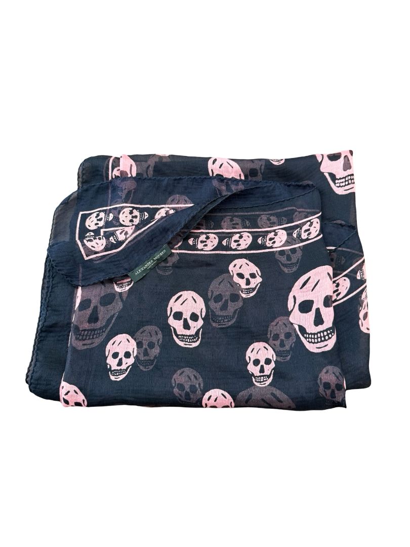 Alexander McQueen Navy/Pink Skull Scarf. Size: 100x110
