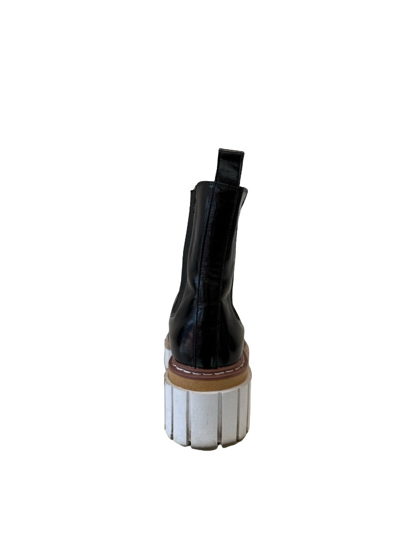 Stella McCartney Black Emilie Boots. Size: 8