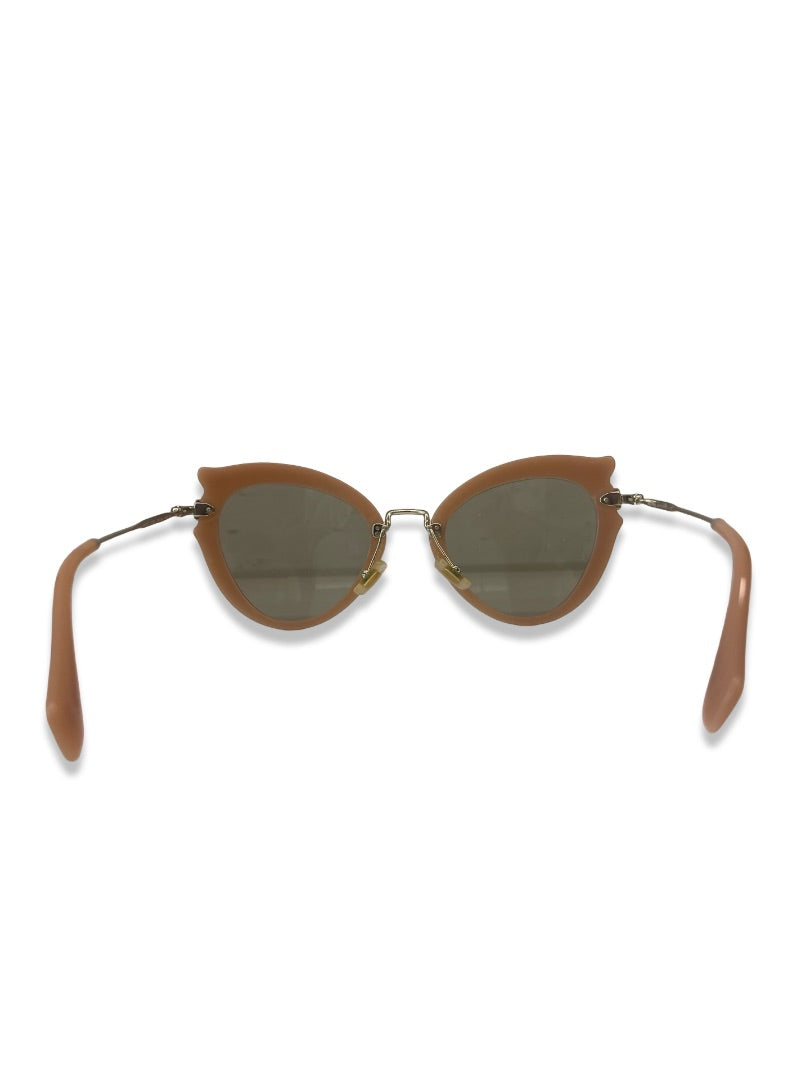 Miu Miu Pink 'MU05SS VHZ 5J2' Cat Eye Sunglasses. Size: