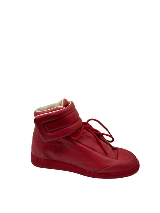 Givenchy Red High Top Sneakers. Size: 35